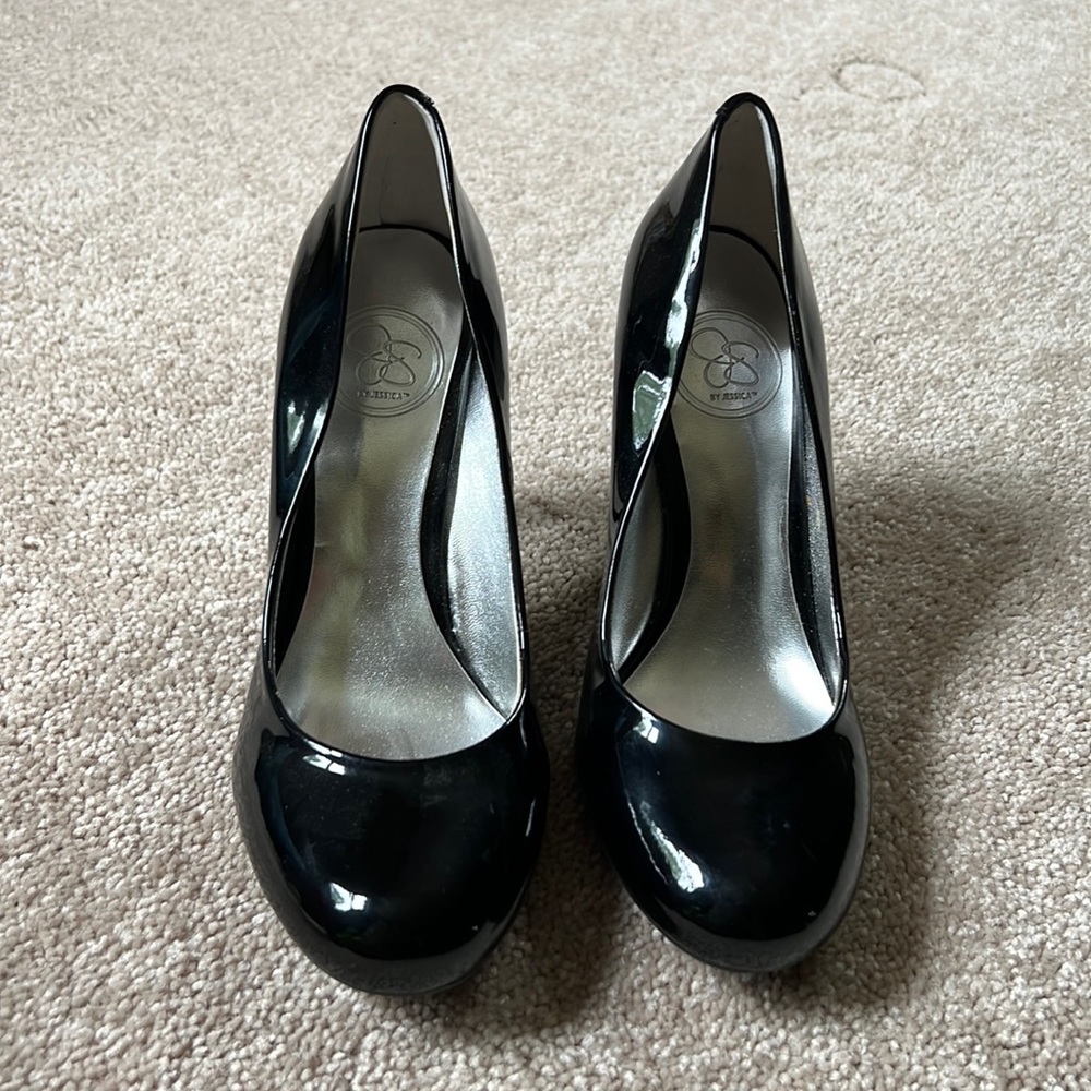 Black heel